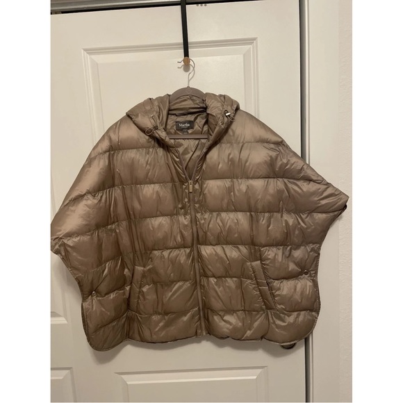 Martha Stewart Tan Hooded Puffer Cape - Picture 1 of 5